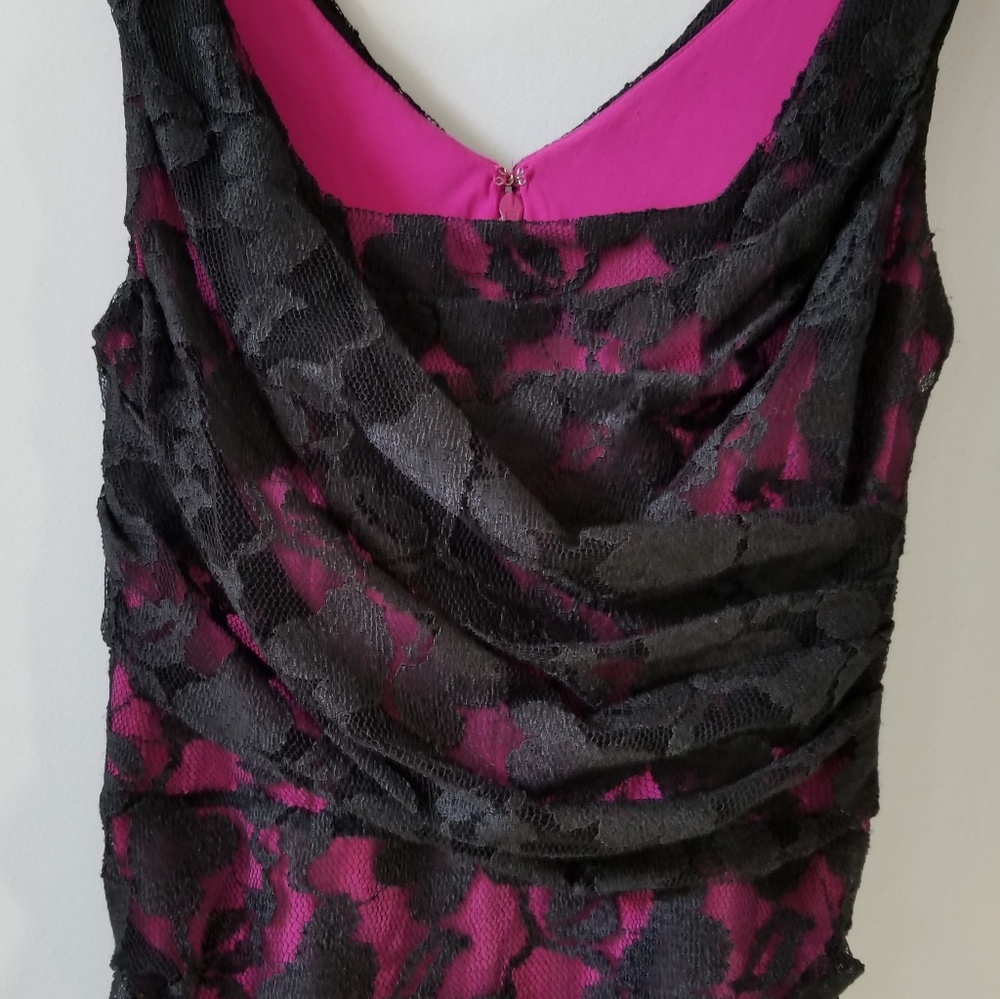 Women's(0),Express Black/Fushia Lace Ruched Dress - Picture 3 of 8